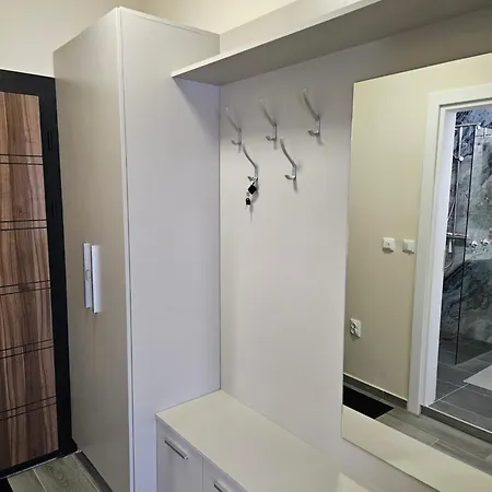 Apartament Lukas Shkorpilovtsi